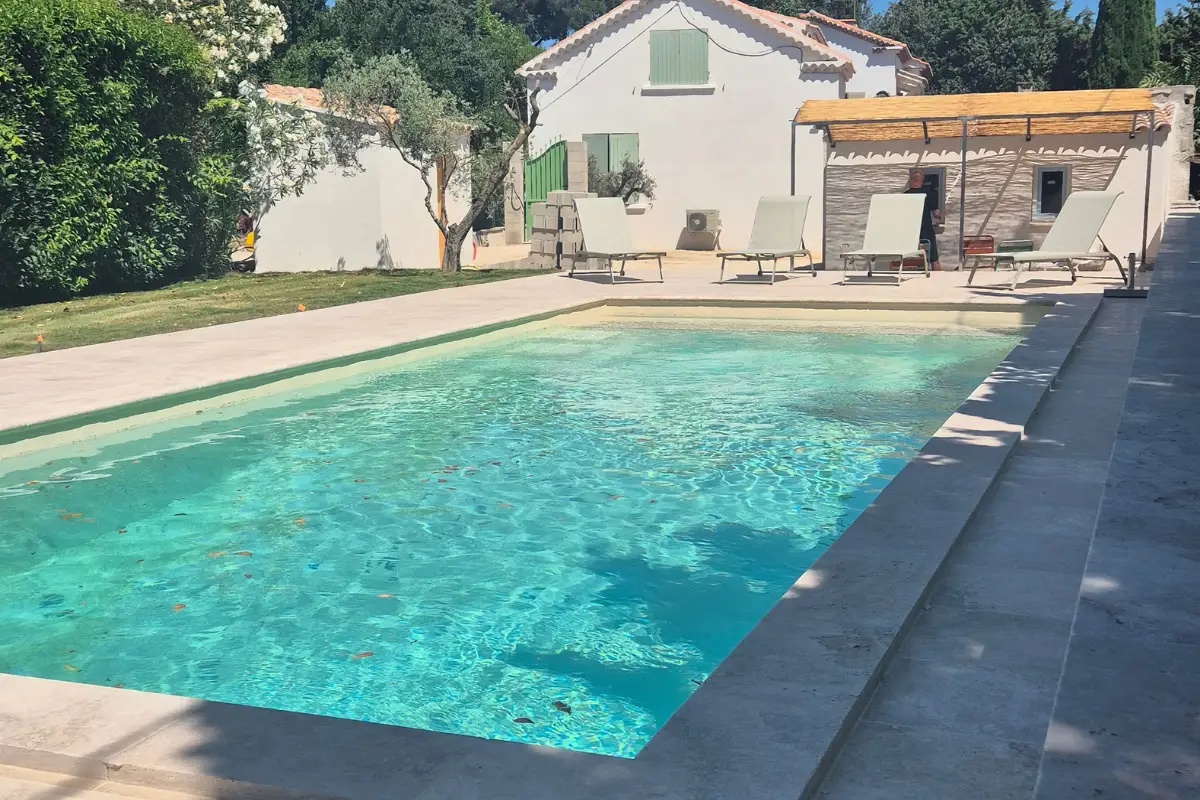 Aménagement extérieur terrasse et pergola
